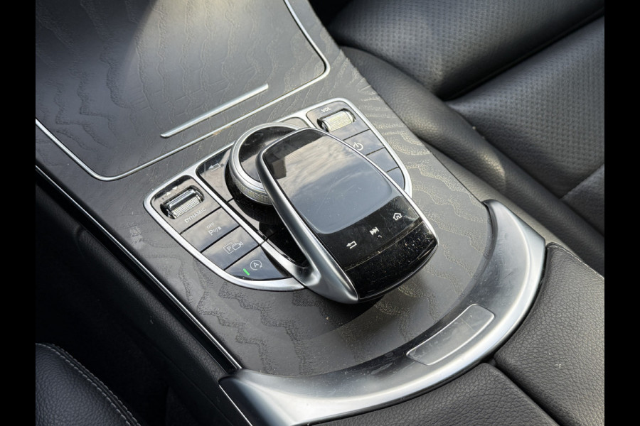 Mercedes-Benz C-Klasse Estate 200 Business Solution AMG | Origineel NL | Multi beam | Parkassist | Dodehoeksensoren | Stoelverwarming Mercedes-Benz C-Klasse Estate 200 Business Solution AMG | Origineel NL | Multi beam | Parkassist | Dodehoeksensoren | Stoelverwarming