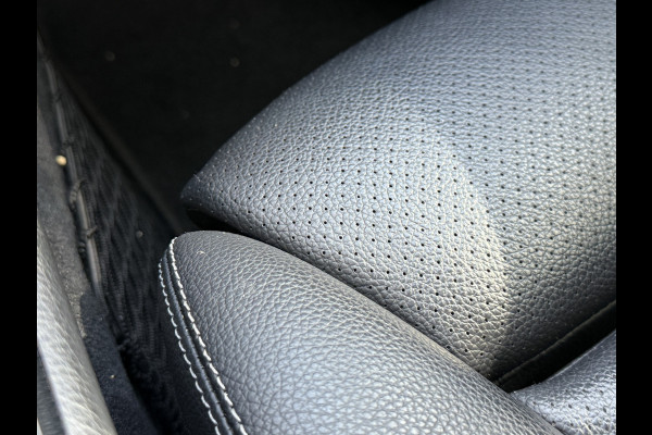 Mercedes-Benz C-Klasse Estate 200 Business Solution AMG | Origineel NL | Multi beam | Parkassist | Dodehoeksensoren | Stoelverwarming Mercedes-Benz C-Klasse Estate 200 Business Solution AMG | Origineel NL | Multi beam | Parkassist | Dodehoeksensoren | Stoelverwarming