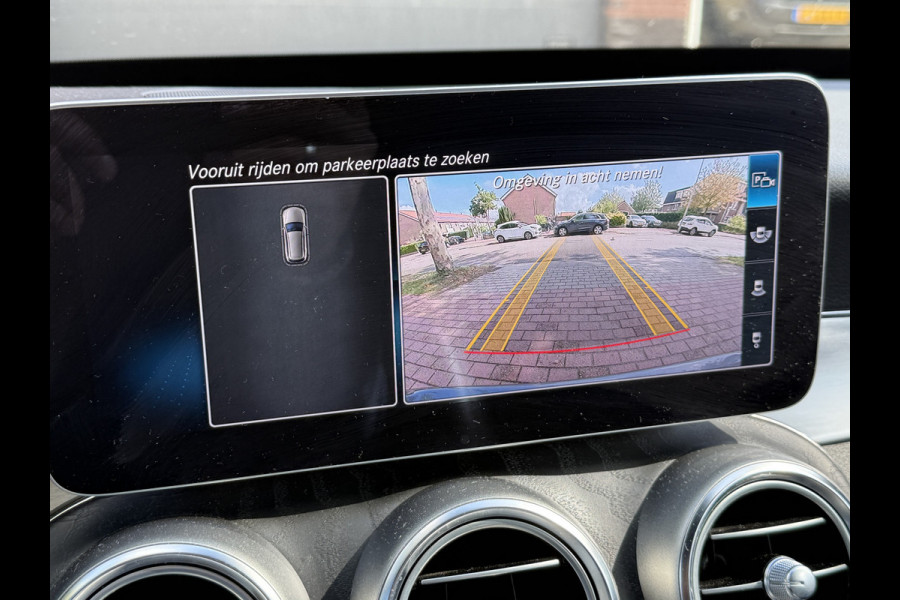 Mercedes-Benz C-Klasse Estate 200 Business Solution AMG | Origineel NL | Multi beam | Parkassist | Dodehoeksensoren | Stoelverwarming Mercedes-Benz C-Klasse Estate 200 Business Solution AMG | Origineel NL | Multi beam | Parkassist | Dodehoeksensoren | Stoelverwarming