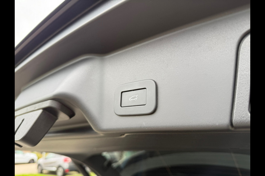 Land Rover Range Rover Evoque 1.5 P300 PHEV AWD Dynamic HSE - Leder - Panoramadak - Blackpack - Navi Land Rover Range Rover Evoque 1.5 P300 PHEV AWD Dynamic HSE - Leder - Panoramadak - Blackpack - Navi