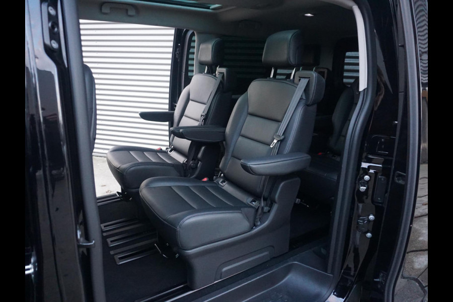 Opel Zafira-e Life 75 kWh 6-persoons VIP uitvoering, voorzien van alle opties Opel Zafira-e Life 75 kWh 6-persoons VIP uitvoering, voorzien van alle opties