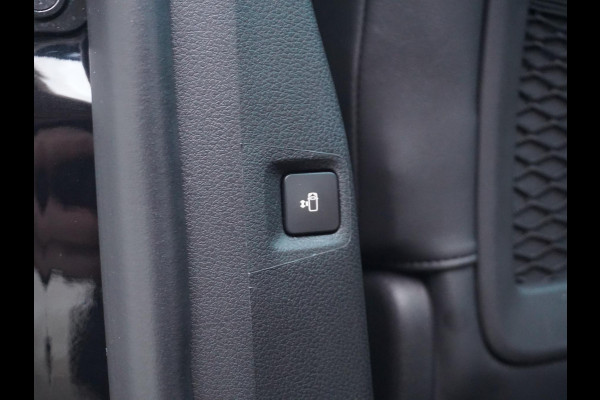 Opel Zafira-e Life 75 kWh 6-persoons VIP uitvoering, voorzien van alle opties Opel Zafira-e Life 75 kWh 6-persoons VIP uitvoering, voorzien van alle opties