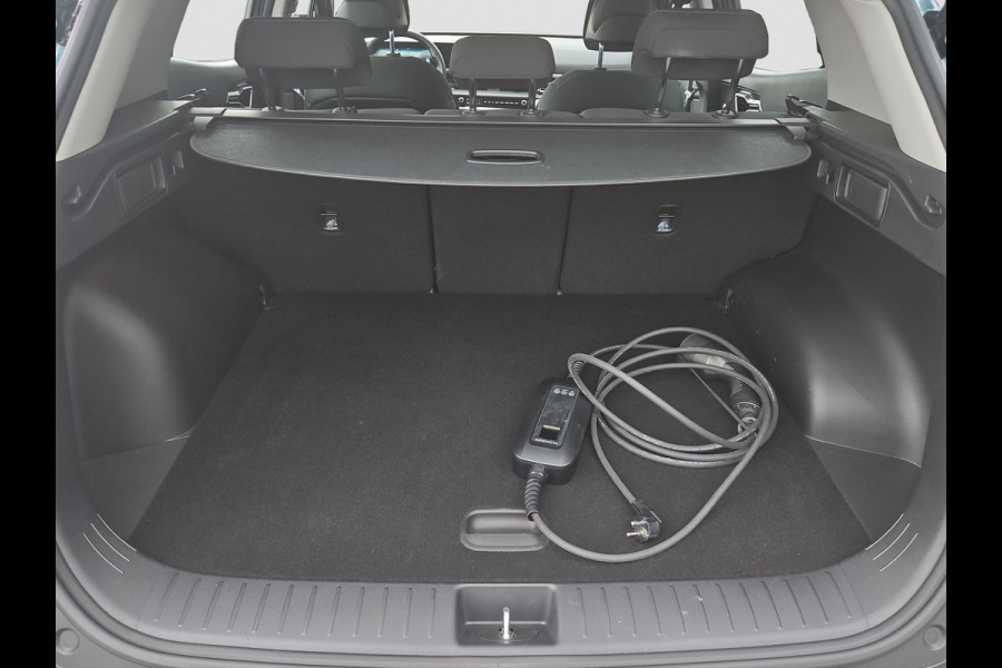 Kia Sportage 1.6 T-GDi Plug-in Hybrid AWD DynamicLine | Navi | Carplay/Android Auto | Adapt. Cruise | Mooie 19-inch LMV | Sensoren Voor- En Achter | Kia Sportage 1.6 T-GDi Plug-in Hybrid AWD DynamicLine | Navi | Carplay/Android Auto | Adapt. Cruise | Mooie 19-inch LMV | Sensoren Voor- En Achter |