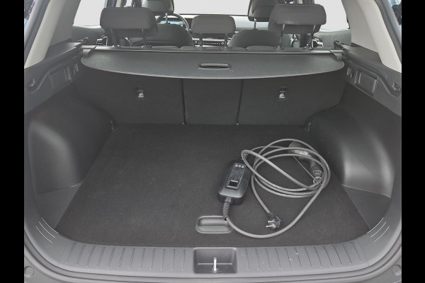 Kia Sportage 1.6 T-GDi Plug-in Hybrid AWD DynamicLine | Navi | Carplay/Android Auto | Adapt. Cruise | Mooie 19-inch LMV | Sensoren Voor- En Achter | Kia Sportage 1.6 T-GDi Plug-in Hybrid AWD DynamicLine | Navi | Carplay/Android Auto | Adapt. Cruise | Mooie 19-inch LMV | Sensoren Voor- En Achter |