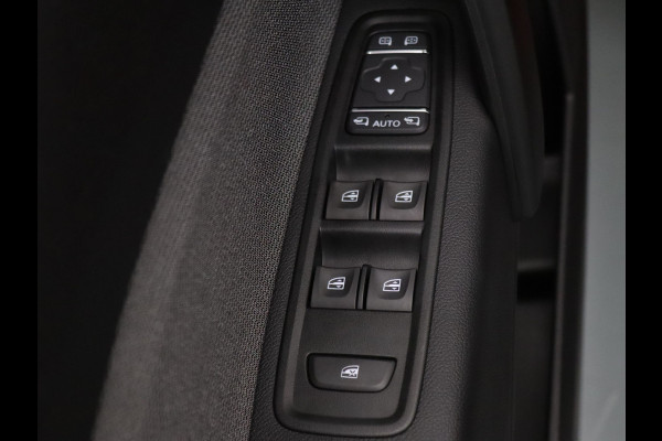 Renault Kangoo TCe 130pk Nordic Line EDC/Automaat Adapt. Cruise | Camera | Climate | Navi | Parksens. | Stoelverw.