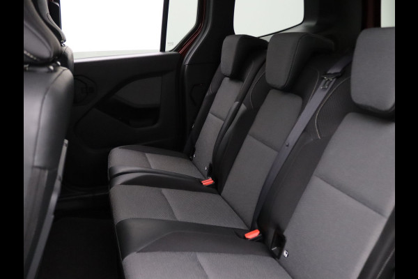 Renault Kangoo TCe 130pk Nordic Line EDC/Automaat Adapt. Cruise | Camera | Climate | Navi | Parksens. | Stoelverw.