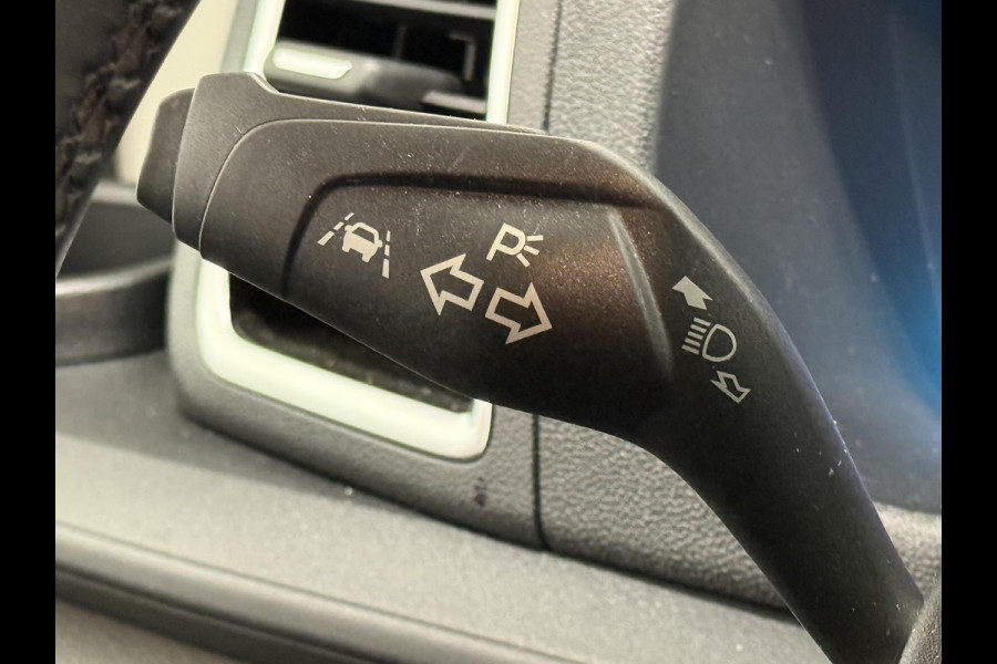 Ford Transit 310 2.0 TDCI L2H2 Trend Automaat Navigatie DAB PDC Airco Camera Carplay