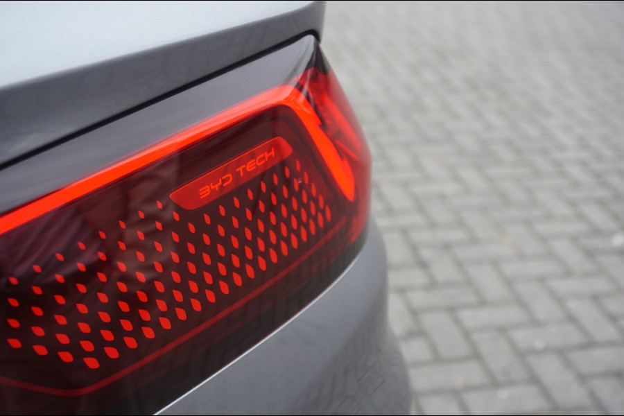 BYD SEAL U 217PK PHEV Boost NIEUW! | ADAPTIVE | WINTERPACK | LEER!
