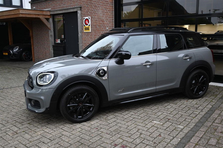 MINI Countryman 2.0 Cooper S E ALL4 BLACK JCW John Works Pano Leder A.Cruise '20