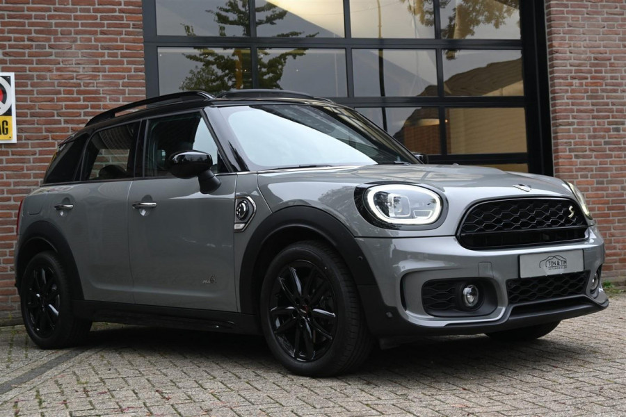 MINI Countryman 2.0 Cooper S E ALL4 BLACK JCW John Works Pano Leder A.Cruise '20