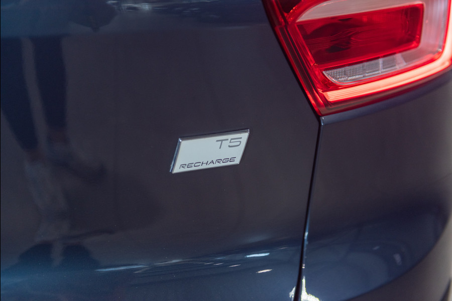 Volvo XC40 T5 Aut. Plug-in Hybrid Inscription 360Camera 262pk