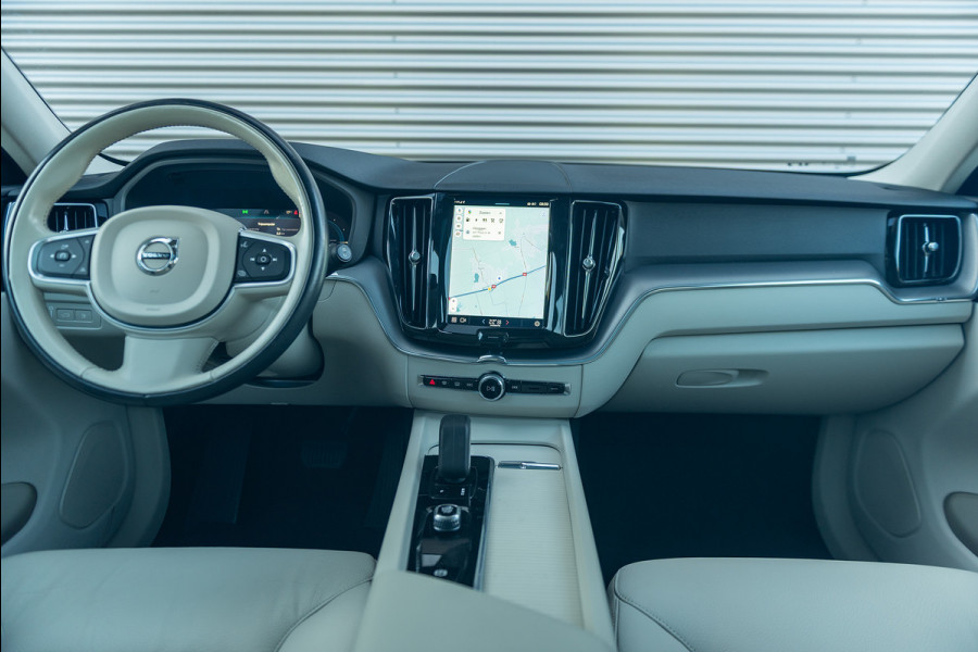 Volvo XC60 T6 Aut. Inscription LongRange Leder Panoramadak 350pk