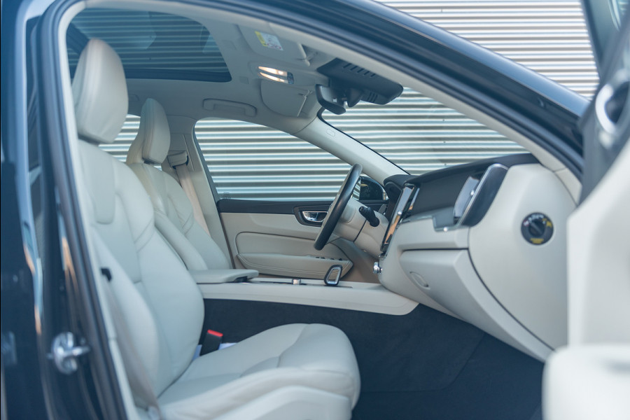 Volvo XC60 T6 Aut. Inscription LongRange Leder Panoramadak 350pk