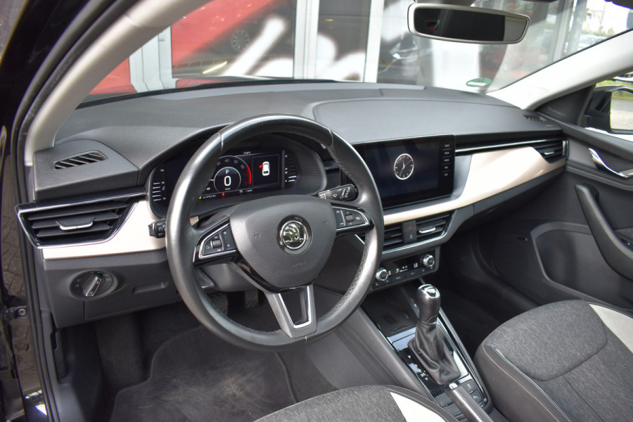 Škoda SCALA 1.0 TSI Business Edition Automaat / Panoramadak / Parkeerhulp / Virtual Cockpit / LED/ Climate Control Škoda SCALA 1.0 TSI Business Edition Automaat / Panoramadak / Parkeerhulp / Virtual Cockpit / LED/ Climate Control