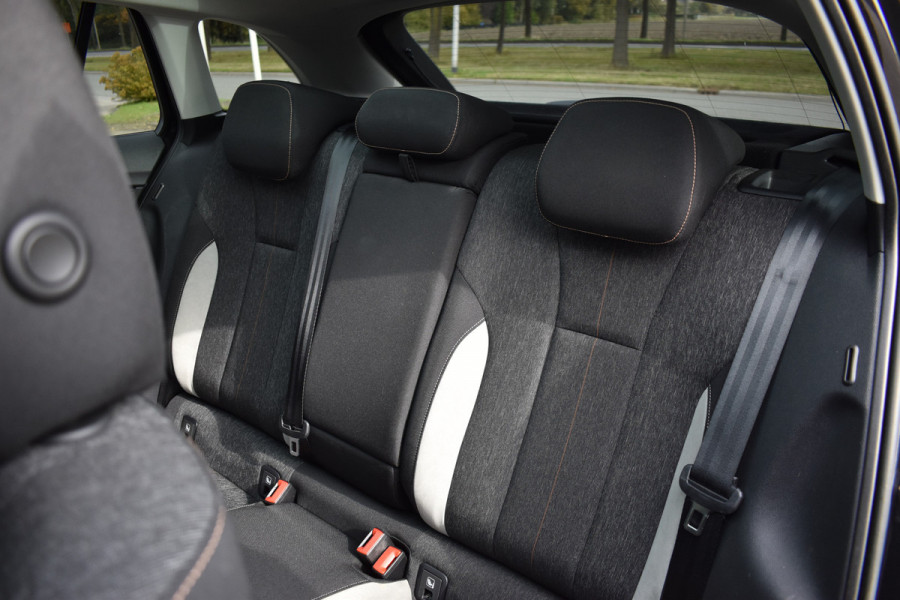 Škoda SCALA 1.0 TSI Business Edition Automaat / Panoramadak / Parkeerhulp / Virtual Cockpit / LED/ Climate Control Škoda SCALA 1.0 TSI Business Edition Automaat / Panoramadak / Parkeerhulp / Virtual Cockpit / LED/ Climate Control