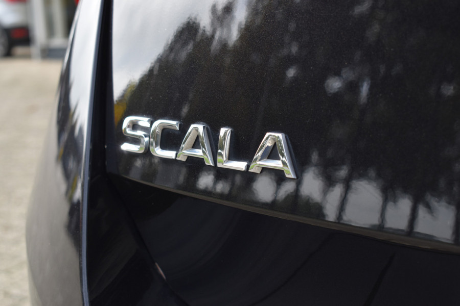 Škoda SCALA 1.0 TSI Business Edition Automaat / Panoramadak / Parkeerhulp / Virtual Cockpit / LED/ Climate Control Škoda SCALA 1.0 TSI Business Edition Automaat / Panoramadak / Parkeerhulp / Virtual Cockpit / LED/ Climate Control