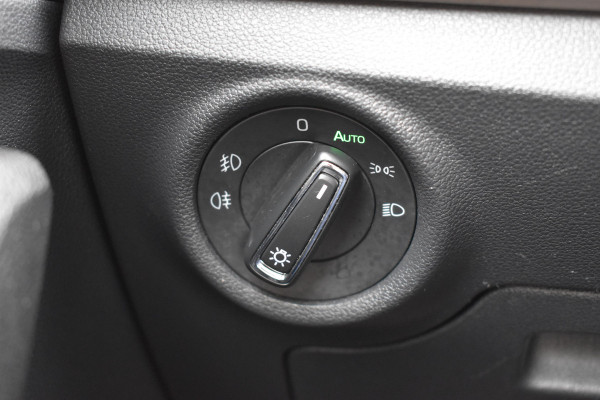 Škoda SCALA 1.0 TSI Business Edition Automaat / Panoramadak / Parkeerhulp / Virtual Cockpit / LED/ Climate Control Škoda SCALA 1.0 TSI Business Edition Automaat / Panoramadak / Parkeerhulp / Virtual Cockpit / LED/ Climate Control
