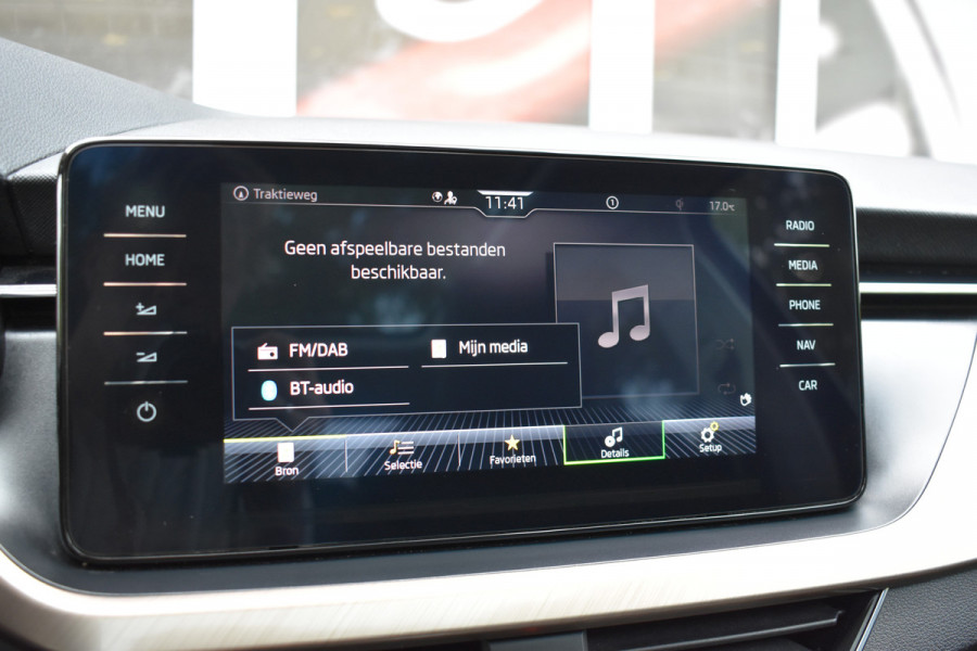 Škoda SCALA 1.0 TSI Business Edition Automaat / Panoramadak / Parkeerhulp / Virtual Cockpit / LED/ Climate Control Škoda SCALA 1.0 TSI Business Edition Automaat / Panoramadak / Parkeerhulp / Virtual Cockpit / LED/ Climate Control