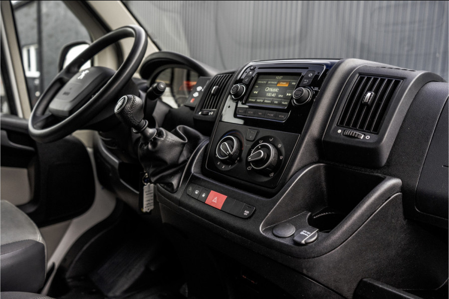 Peugeot Boxer BlueHDI L3H3 | 160PK | Camera | Navigatie | Cruise | Airco | 3T Trekgewicht | PDC | Euro 6