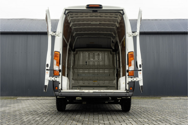 Peugeot Boxer BlueHDI L3H3 | 160PK | Camera | Navigatie | Cruise | Airco | 3T Trekgewicht | PDC | Euro 6