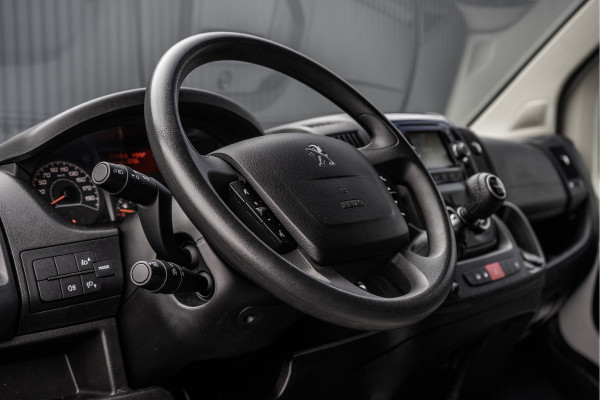 Peugeot Boxer BlueHDI L3H3 | 160PK | Camera | Navigatie | Cruise | Airco | 3T Trekgewicht | PDC | Euro 6