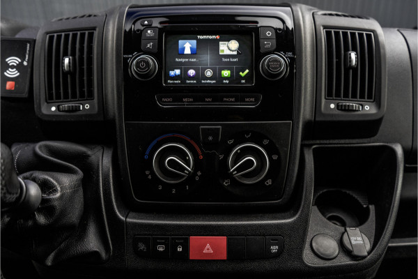Peugeot Boxer BlueHDI L3H3 | 160PK | Camera | Navigatie | Cruise | Airco | 3T Trekgewicht | PDC | Euro 6