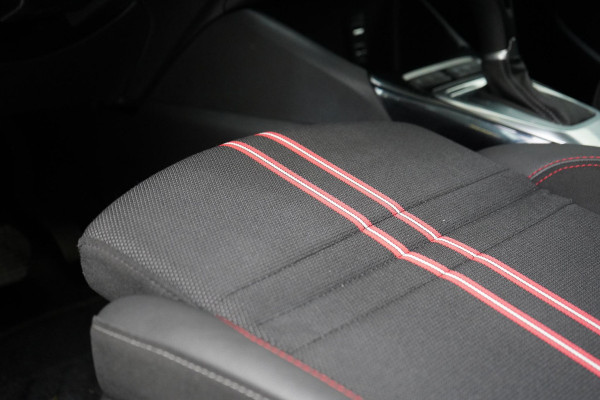 Opel Crossland 1.2 Turbo Level 4 Automaat | Sportstoelen | Trekhaak | Navigatie | 360 camera | Climate control | Cruise control