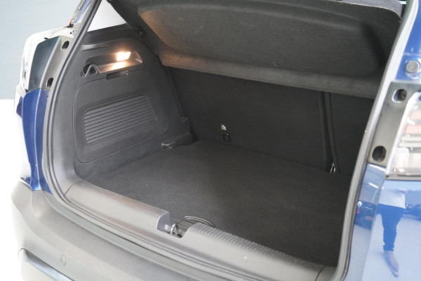 Opel Crossland 1.2 Turbo Level 4 Automaat | Sportstoelen | Trekhaak | Navigatie | 360 camera | Climate control | Cruise control
