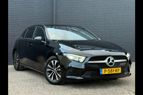 Mercedes-Benz A-Klasse 180 Business Solution AMG | STOEL VERW | CAMERA | CARPLAY | MULTI STUUR | NWE APK Mercedes-Benz A-Klasse 180 Business Solution AMG | STOEL VERW | CAMERA | CARPLAY | MULTI STUUR | NWE APK