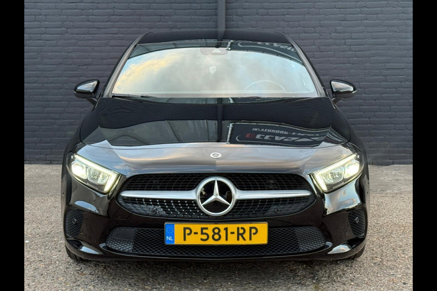 Mercedes-Benz A-Klasse 180 Business Solution AMG | STOEL VERW | CAMERA | CARPLAY | MULTI STUUR | NWE APK Mercedes-Benz A-Klasse 180 Business Solution AMG | STOEL VERW | CAMERA | CARPLAY | MULTI STUUR | NWE APK