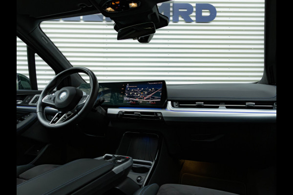 BMW 2 Serie Active Tourer 230e xDrive - Pano - Trekhaak - Memoryzetel - Driving + Parking Ass Prof BMW 2 Serie Active Tourer 230e xDrive - Pano - Trekhaak - Memoryzetel - Driving + Parking Ass Prof