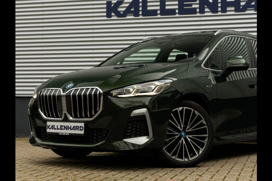 BMW 2 Serie Active Tourer 230e xDrive - Pano - Trekhaak - Memoryzetel - Driving + Parking Ass Prof BMW 2 Serie Active Tourer 230e xDrive - Pano - Trekhaak - Memoryzetel - Driving + Parking Ass Prof