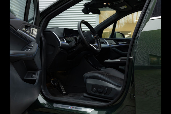 BMW 2 Serie Active Tourer 230e xDrive - Pano - Trekhaak - Memoryzetel - Driving + Parking Ass Prof BMW 2 Serie Active Tourer 230e xDrive - Pano - Trekhaak - Memoryzetel - Driving + Parking Ass Prof
