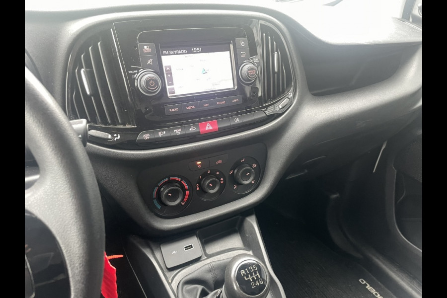 Fiat Doblò 1.6 MJ 105PK airco | navigatie | 3-zits Fiat Doblò 1.6 MJ 105PK airco | navigatie | 3-zits