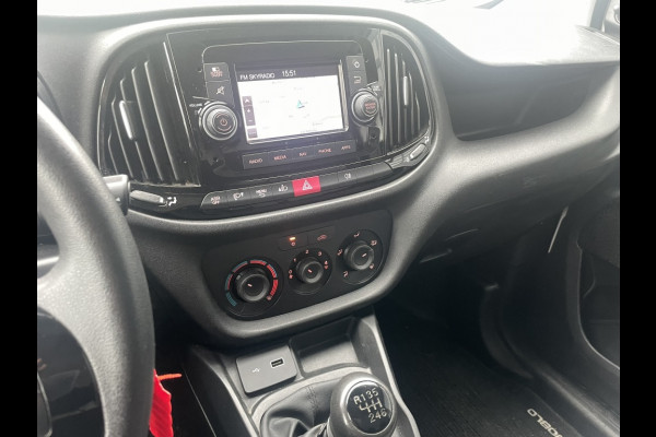 Fiat Doblò 1.6 MJ 105PK airco | navigatie | 3-zits Fiat Doblò 1.6 MJ 105PK airco | navigatie | 3-zits