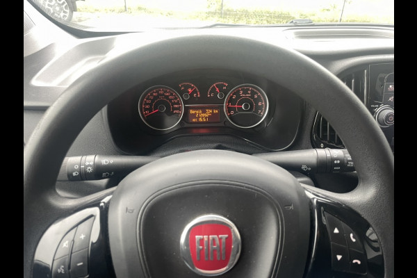 Fiat Doblò 1.6 MJ 105PK airco | navigatie | 3-zits Fiat Doblò 1.6 MJ 105PK airco | navigatie | 3-zits