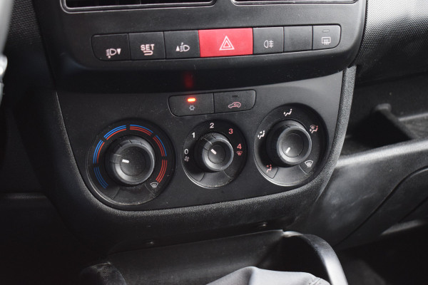 Opel Combo 1.3 CDTi L2H1 Edition | Sortimo Inrichting | Trekhaak | Airco | Cruise Opel Combo 1.3 CDTi L2H1 Edition | Sortimo Inrichting | Trekhaak | Airco | Cruise