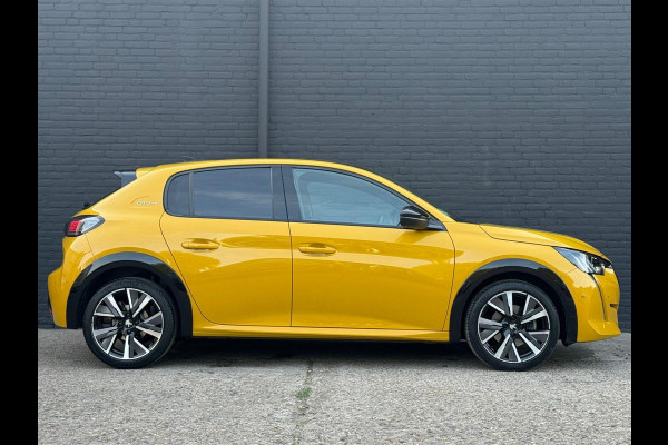 Peugeot 208 1.2 PureTech GT-Line | 1STE EIGENAAR | PANO | CARPLAY | CAMERA | NWE APK