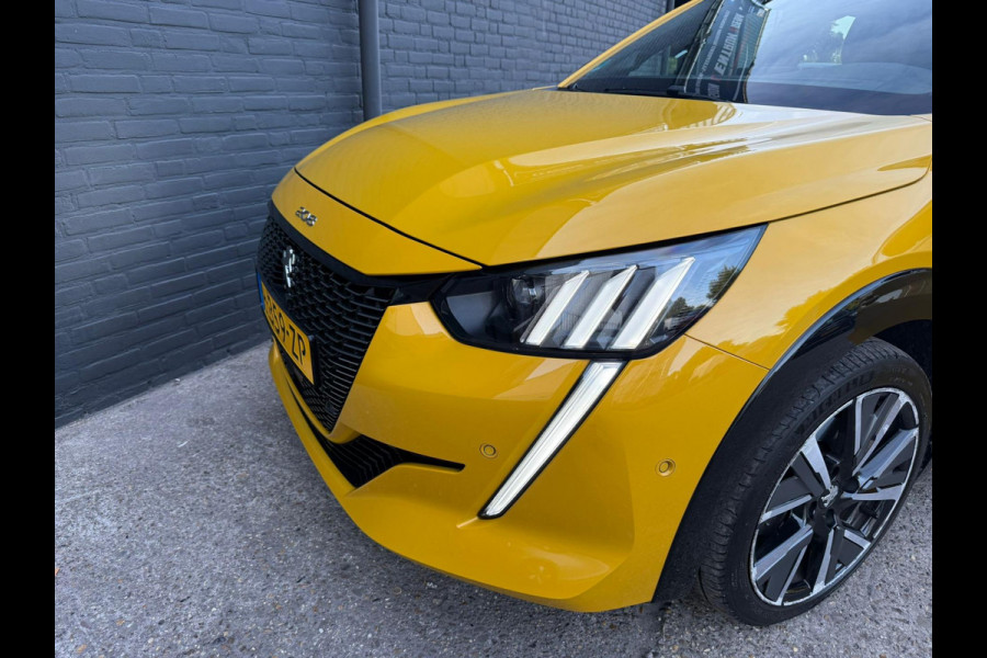 Peugeot 208 1.2 PureTech GT-Line | 1STE EIGENAAR | PANO | CARPLAY | CAMERA | NWE APK