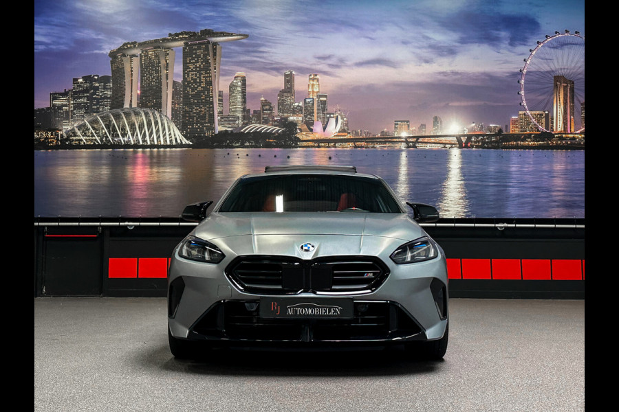 BMW 1-serie M135 xDrive Frozen|H/K|360|HUD|Panorama