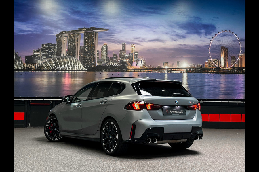 BMW 1-serie M135 xDrive Frozen|H/K|360|HUD|Panorama