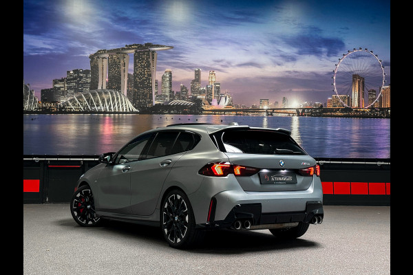 BMW 1-serie M135 xDrive Frozen|H/K|360|HUD|Panorama