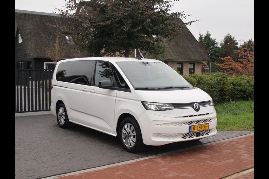 Volkswagen Multivan 1.4 eHybrid L2H1 Life | 7 persoons | Camera | Apple Carplay | NL-Auto |