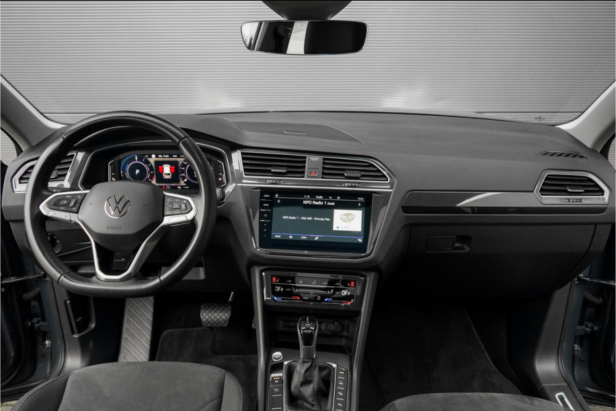 Volkswagen Tiguan 1.4 TSI eHybrid Elegance DSG Pano ACC Camera Trekhaak
