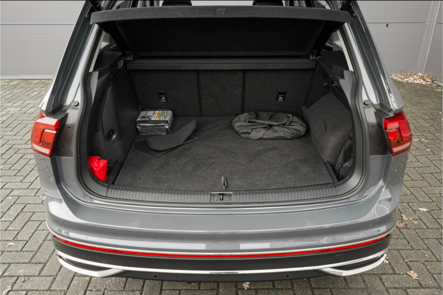 Volkswagen Tiguan 1.4 TSI eHybrid Elegance DSG Pano ACC Camera Trekhaak