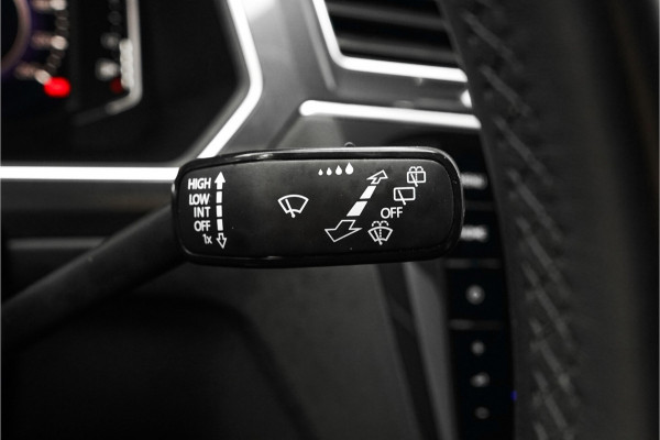 Volkswagen Tiguan 1.4 TSI eHybrid Elegance DSG Pano ACC Camera Trekhaak