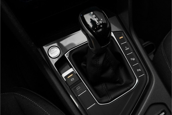 Volkswagen Tiguan 1.4 TSI eHybrid Elegance DSG Pano ACC Camera Trekhaak