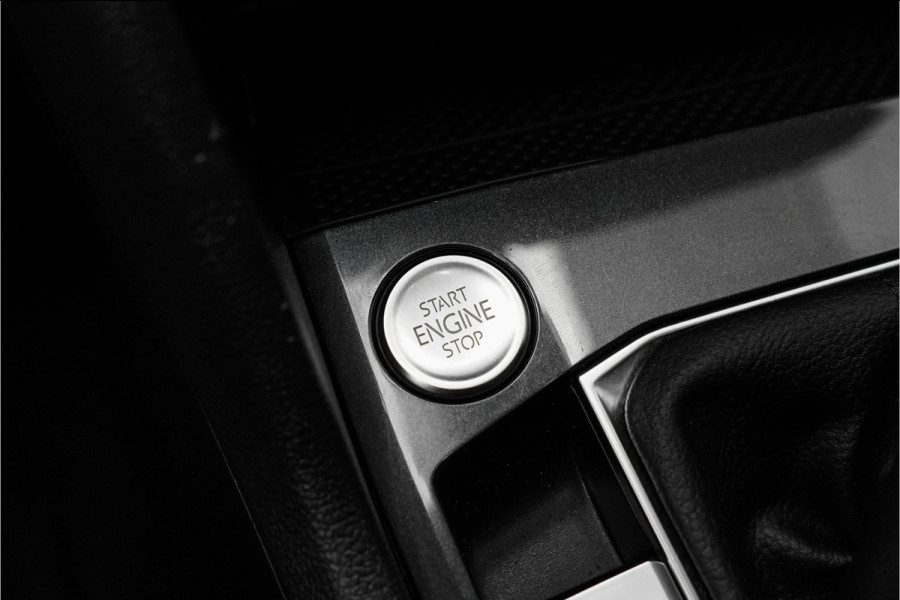 Volkswagen Tiguan 1.4 TSI eHybrid Elegance DSG Pano ACC Camera Trekhaak
