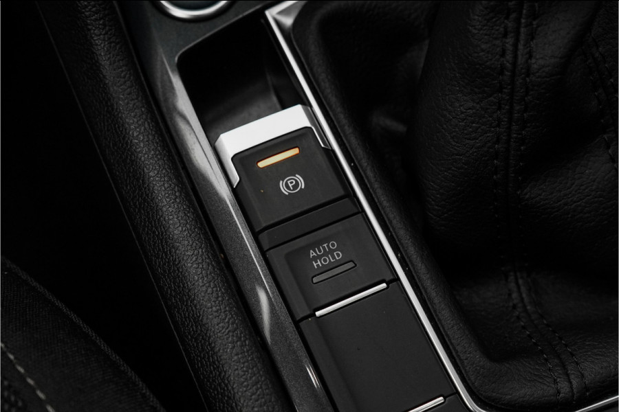 Volkswagen Tiguan 1.4 TSI eHybrid Elegance DSG Pano ACC Camera Trekhaak