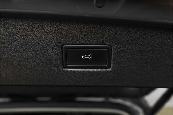 Volkswagen Tiguan 1.4 TSI eHybrid Elegance DSG Pano ACC Camera Trekhaak